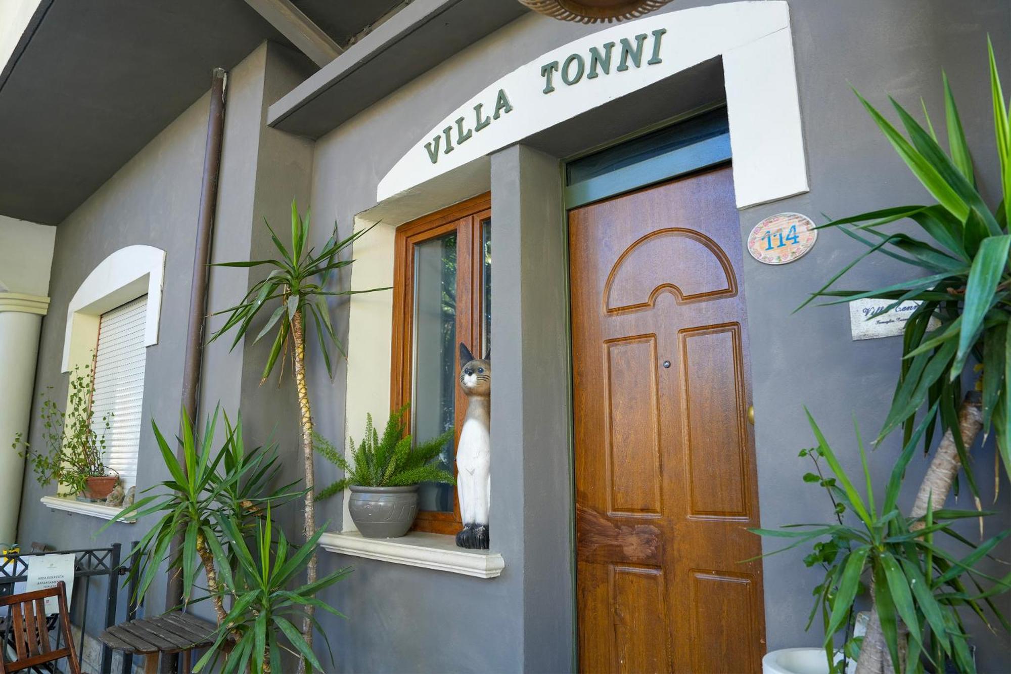 Appartamenti Villa Tonni Gabicce Mare Luaran gambar