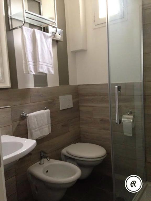 Appartamenti Villa Tonni Gabicce Mare Luaran gambar